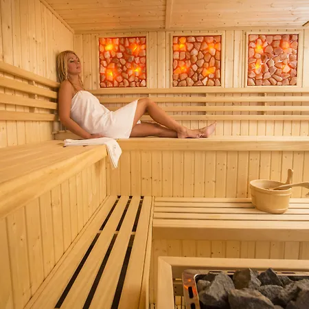 & Wellness Diament