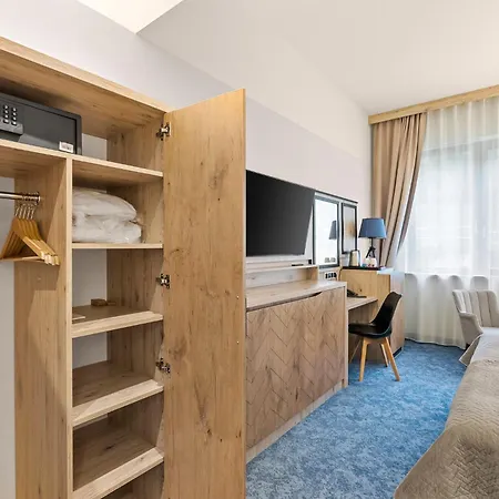 & Wellness Diament Szálloda 4*