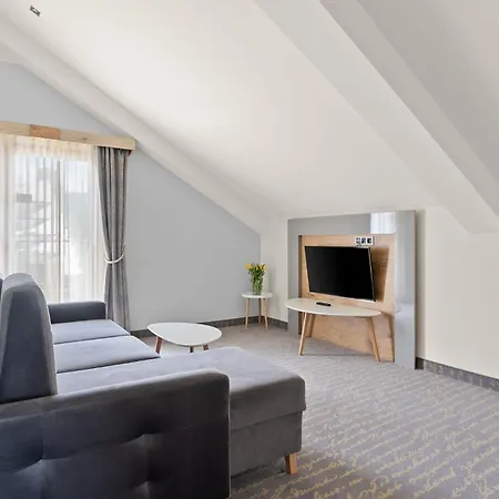 & Wellness Diament Szálloda 4*