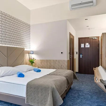 Hotel & Wellness Diament 4*